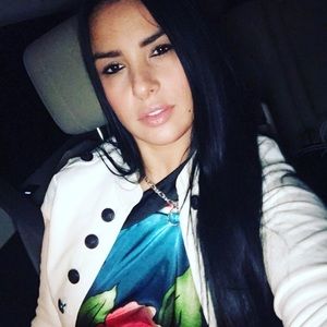 Meet your Posher, Sarai